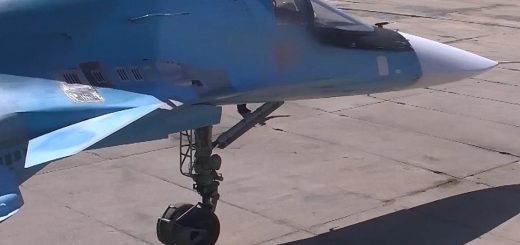 Su-34 punya tonjolan baru di bagian atas badannya