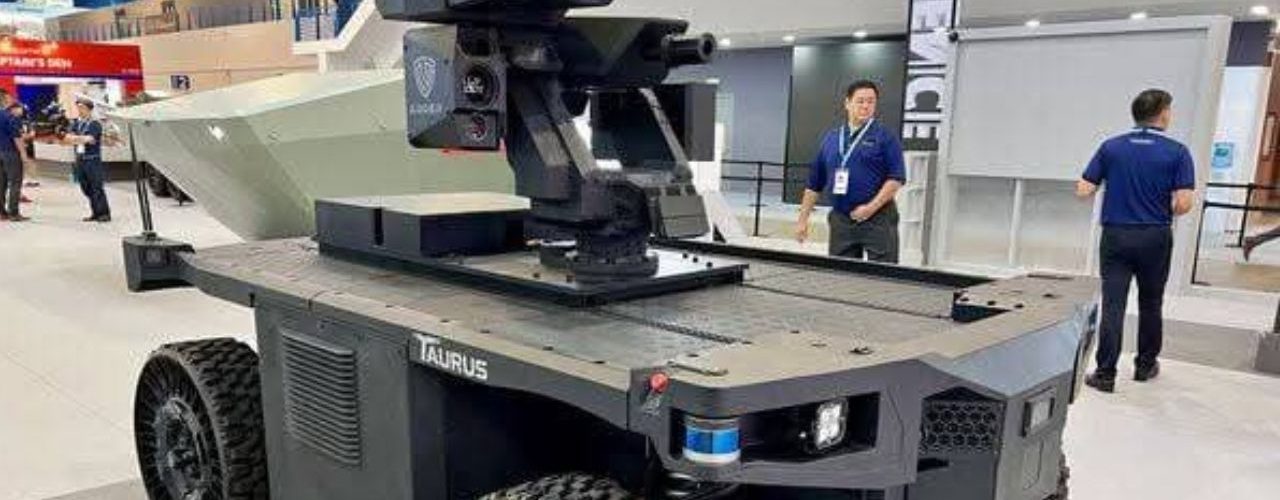 Taurus UGV buatan ST Engineering Singapura