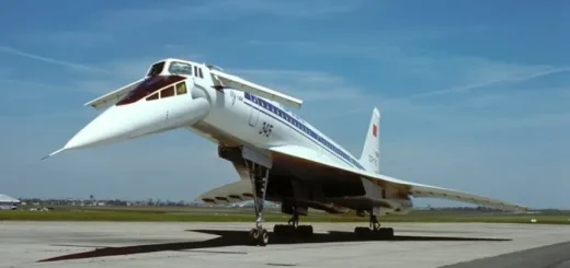 Tu-144