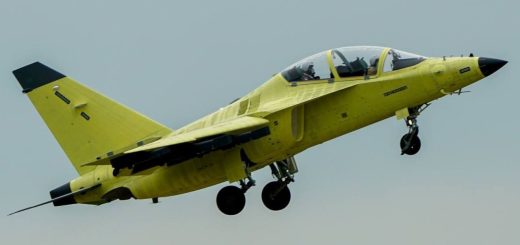 Yak-130M terbang perdana