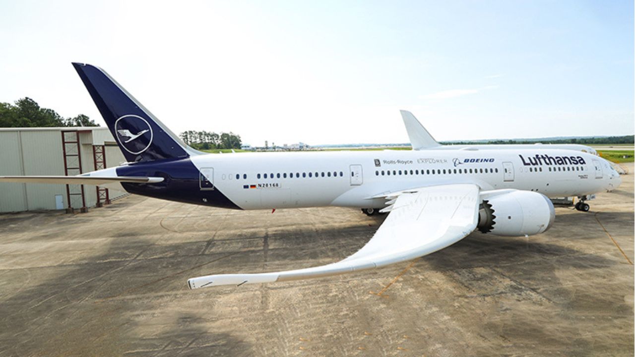 Lufthansa Boeing 787-9 ecoDemonstrator