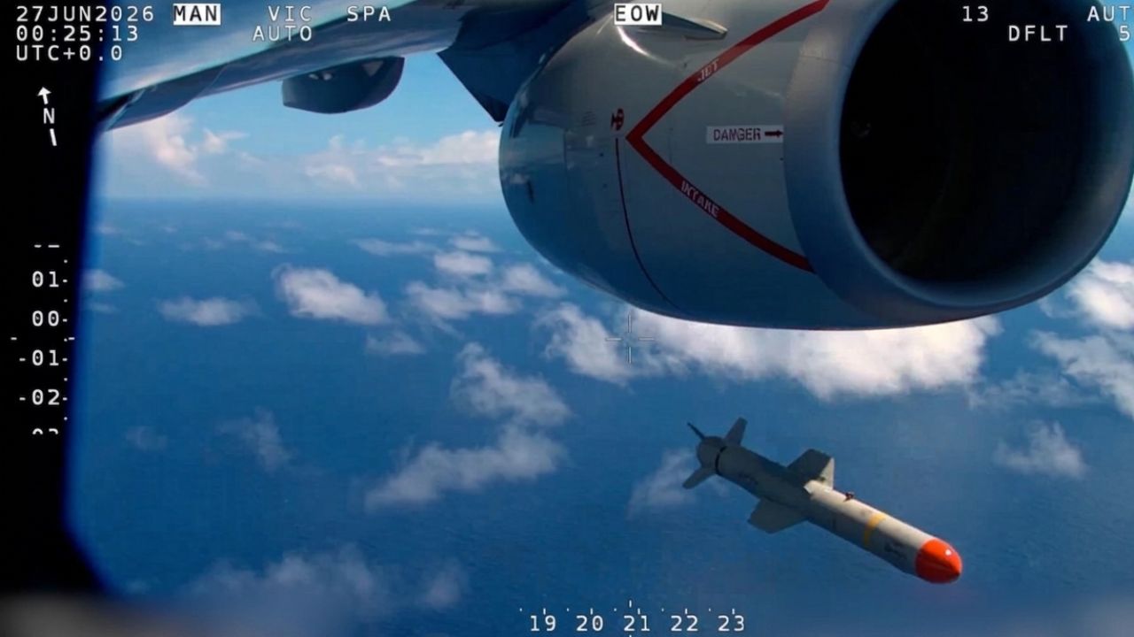 P-8A Poseidon luncurkan rudal Harpoon