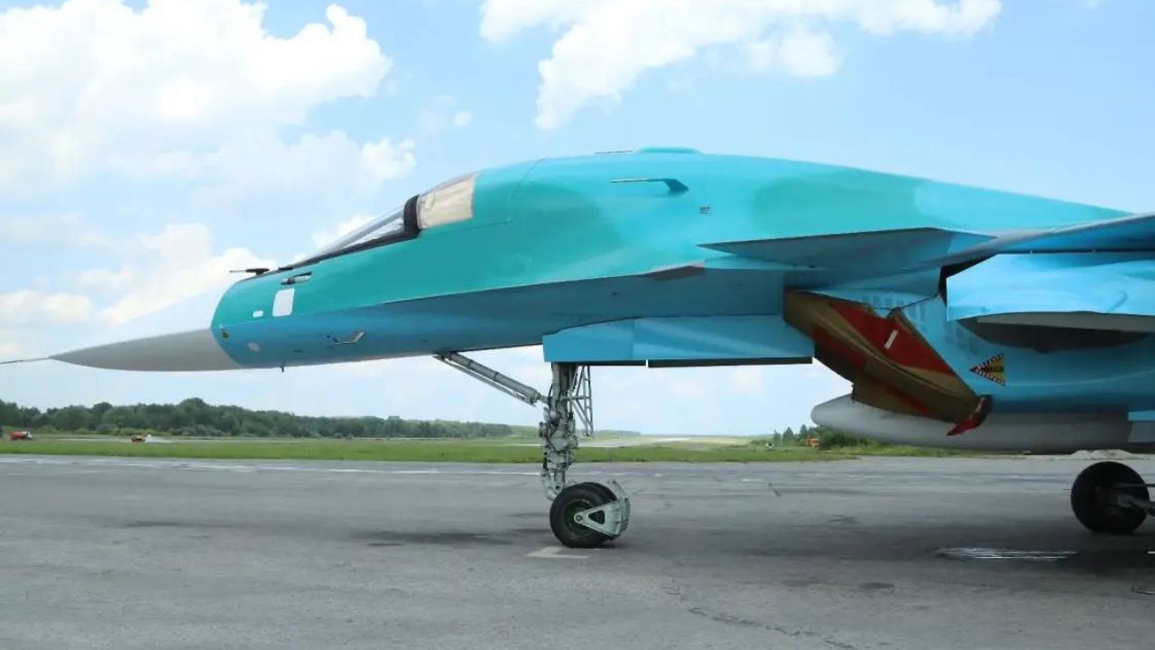 Su-34 seri terbaru dari UAC
