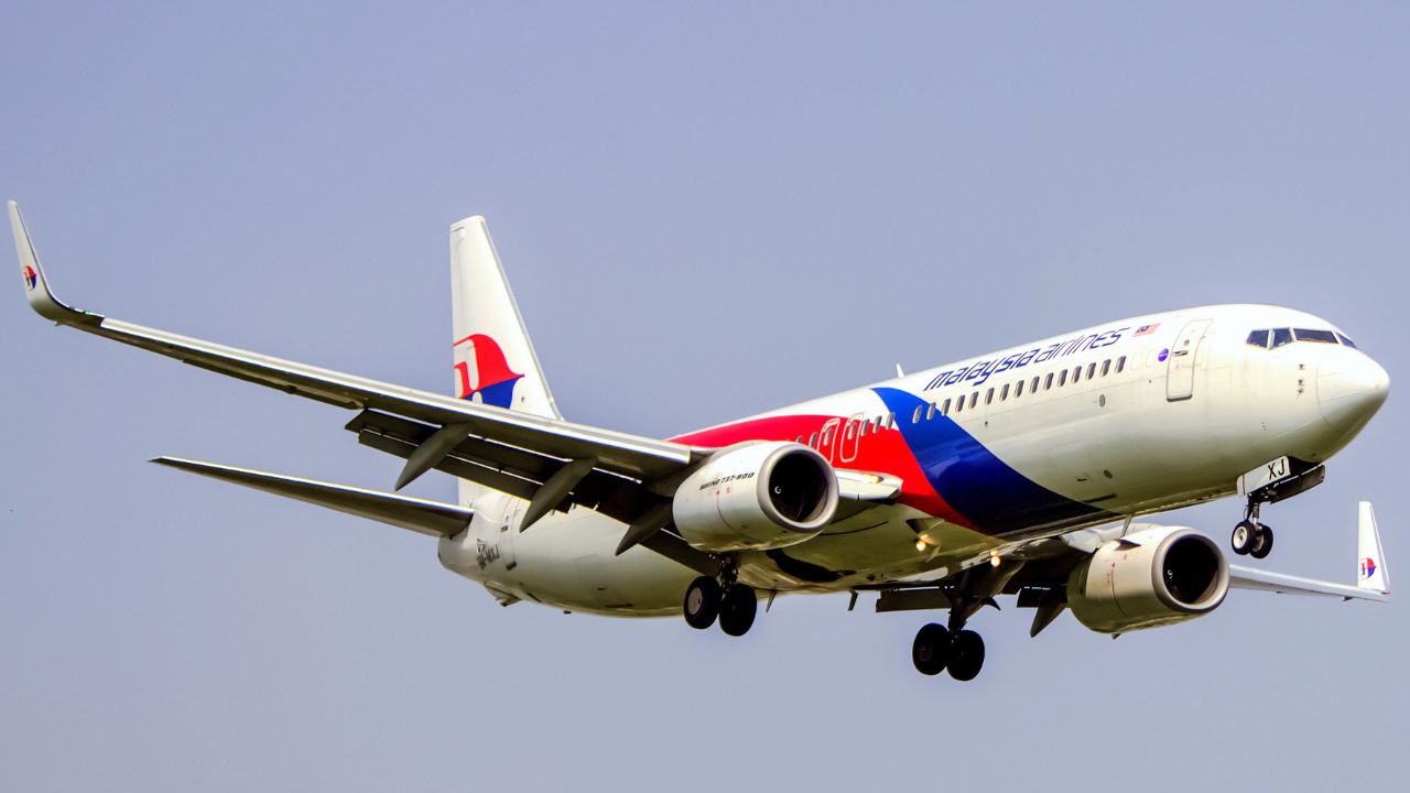 Pesawat Malaysia Airlines Boeing 737-800