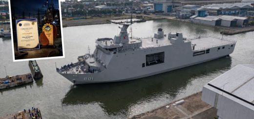 PT PAL mendapatkan penghargaan dari AL Filipina