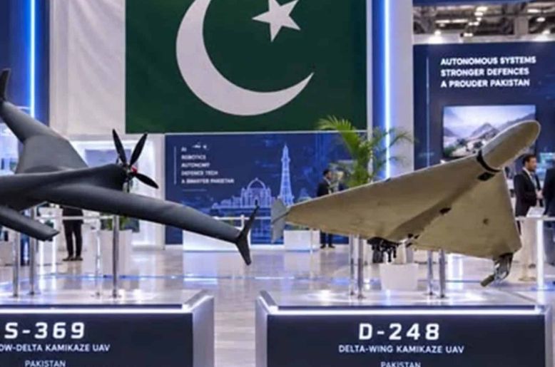 Pakistan pamerkan drone kamikaze D-248 yang mirip Shahed-136 Iran