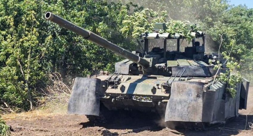 Tank T-72B3A dengan sistem perlindungan aktif Arena-M