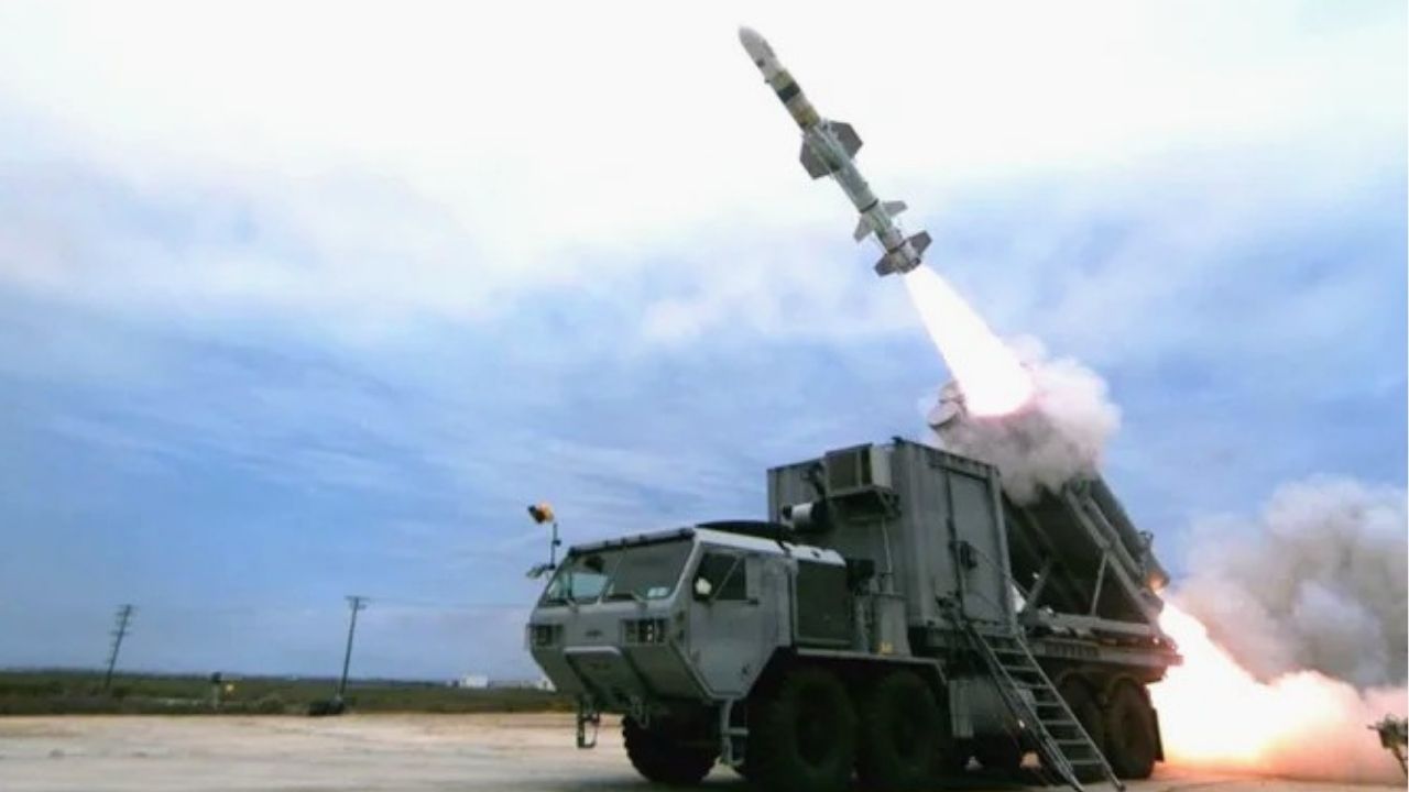 US Navy sukses meluncurkan Harpoon Block II dari kendaraan darat