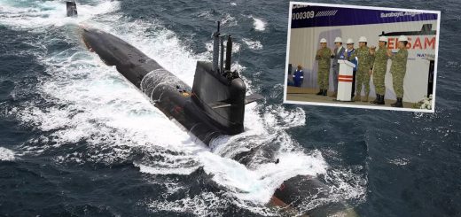 Upacara pemotongan baja pertama kapal selam Scorpene Evolved di PT PAL