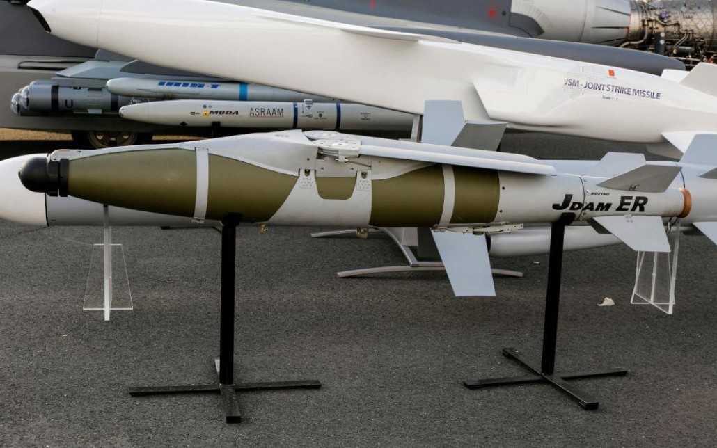 Arab Saudi borong ribuan perangkat dan bom JDAM dari AS