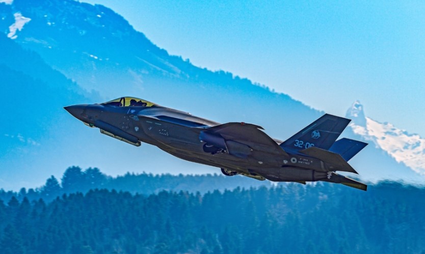 Jet tempur F-35