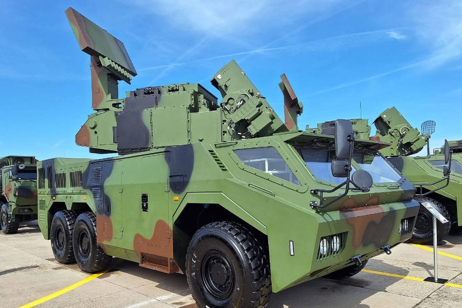 Sistem Pertahanan Udara HQ-17AE