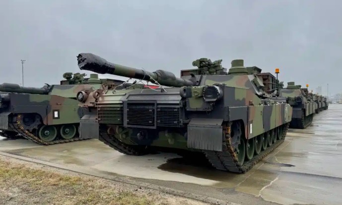 Tembus 300 Unit, Polandia Terima Pengiriman Baru Tank M1A2 SEPv3 Abrams dari AS