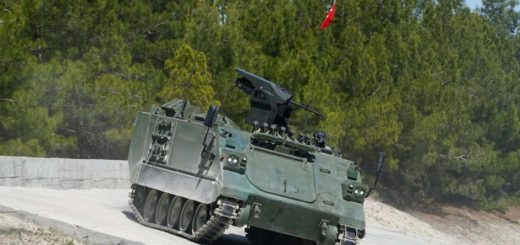 APC Listrik MKE E-ZPT berbasis M113 AS