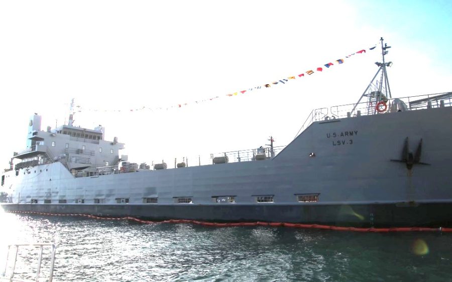Kapal logistik berawak USAV General Brehon B Somervell LSV-3 US Army.