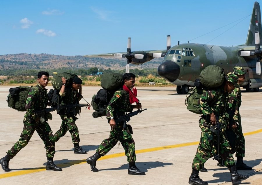 Prajurit TNI di Kupang tahun 1999