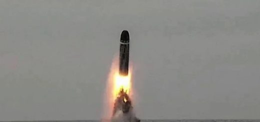 Prancis luncurkan ICBM terbaru dari kapal selam Le Vigilant