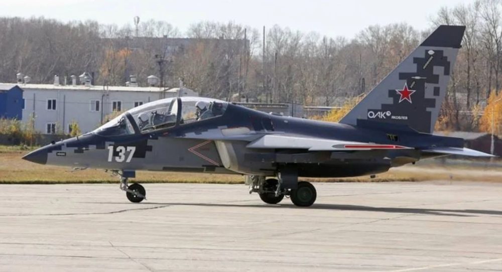 Prototipe ketiga Yak-130M Rusia
