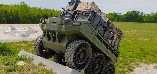 Robot Keledai bernama Hunter WOLF