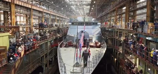 Rusia luncurkan korvet terbaru Grozny _