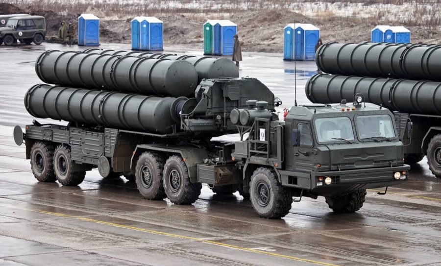 Sistem pertahanan udara S-400 Triumf Rusia